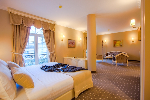 Lot Boutique Hotel (Tirana)